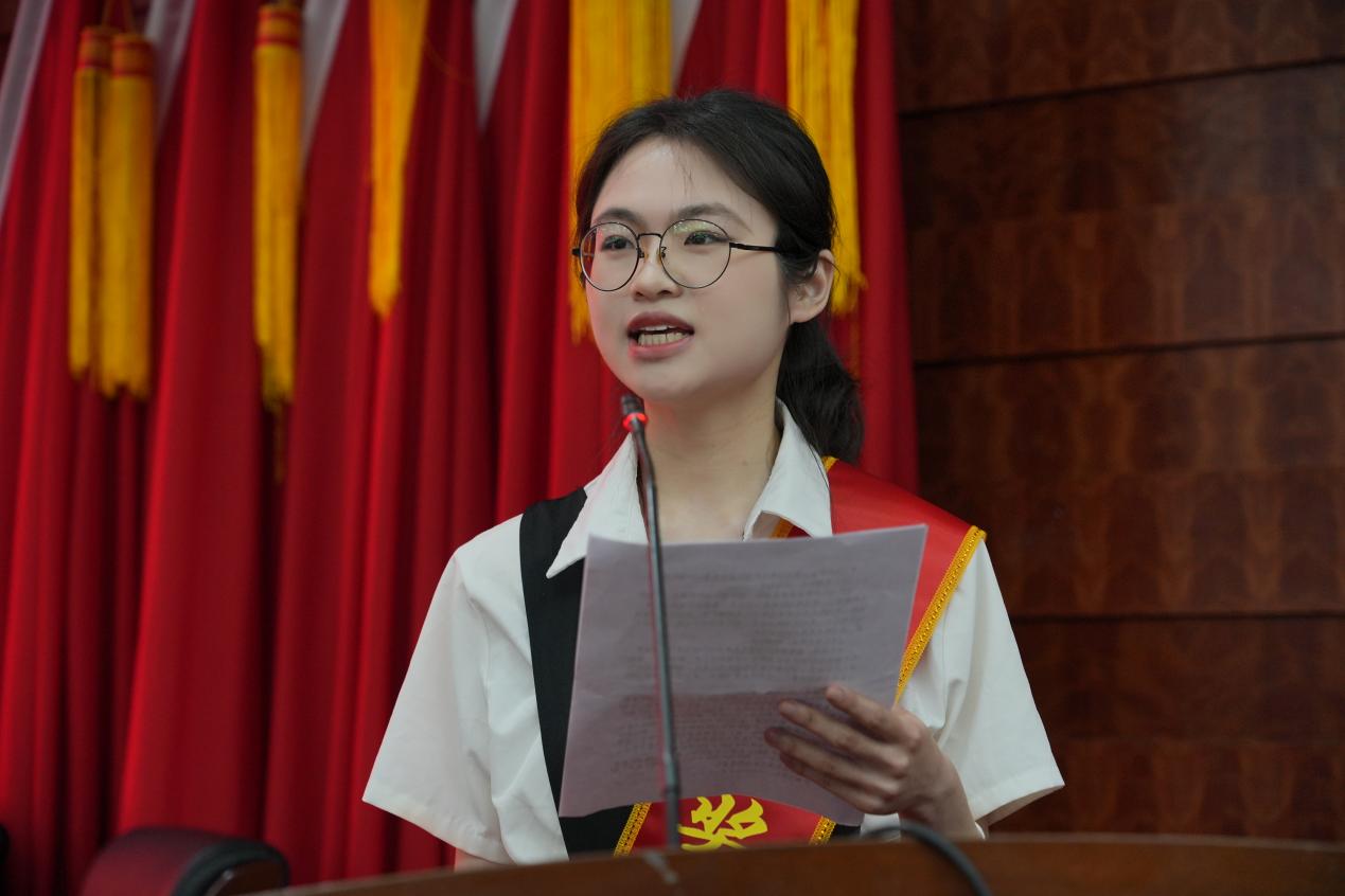 榮耀啟新程 匠心育英才 江西工程學(xué)院2023-2024學(xué)年獎(jiǎng)學(xué)金表彰大會(huì)舉行